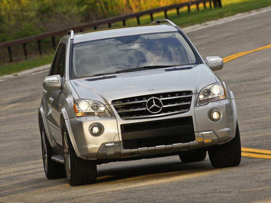  Mercedes-Benz ML63 AMG 2009 года  (фото 31 из 38)